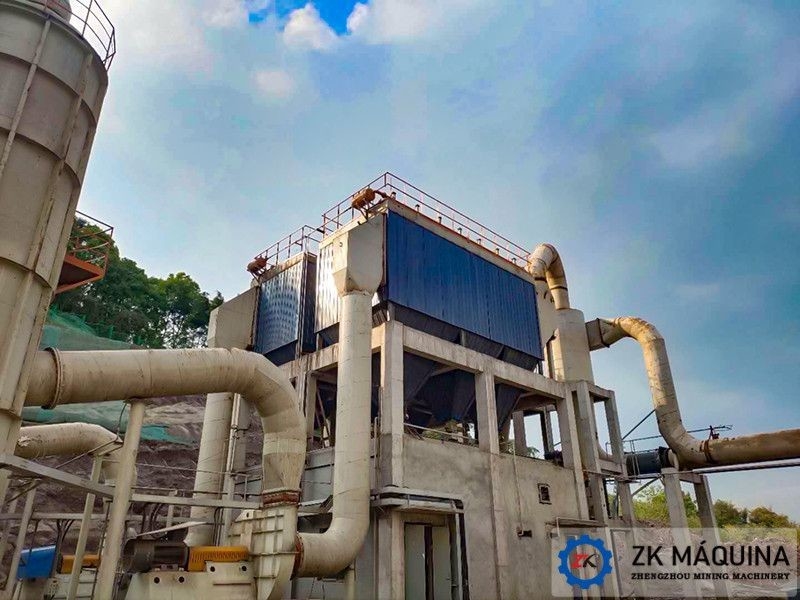 सीमेंट प्रसंस्करण संयंत्र मशीनरी के लिए उच्च प्रदर्शन सीमेंट मिल बैग फिल्टर